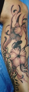 Tattoo Blumen Arm