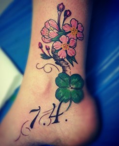 Tattoo Blumen Datum